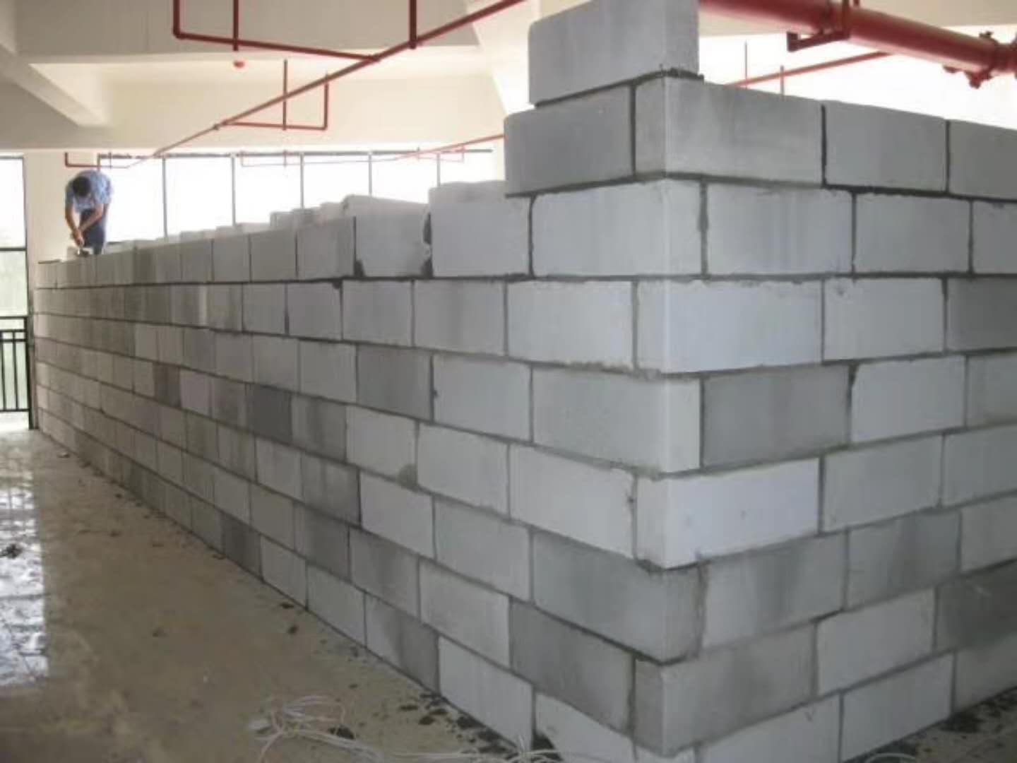凤凰蒸压加气混凝土砌块承重墙静力和抗震性能的研究